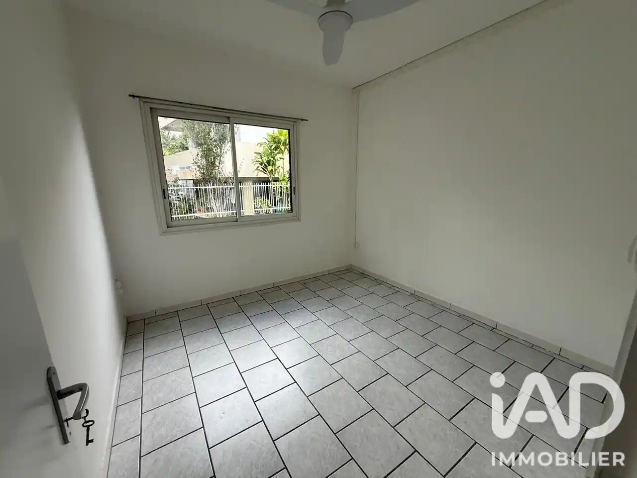 Photo 3 - Maison à louer - Ancien 1 100 € 4 pièces 3 chambres 60 m² Le Tampon 97430