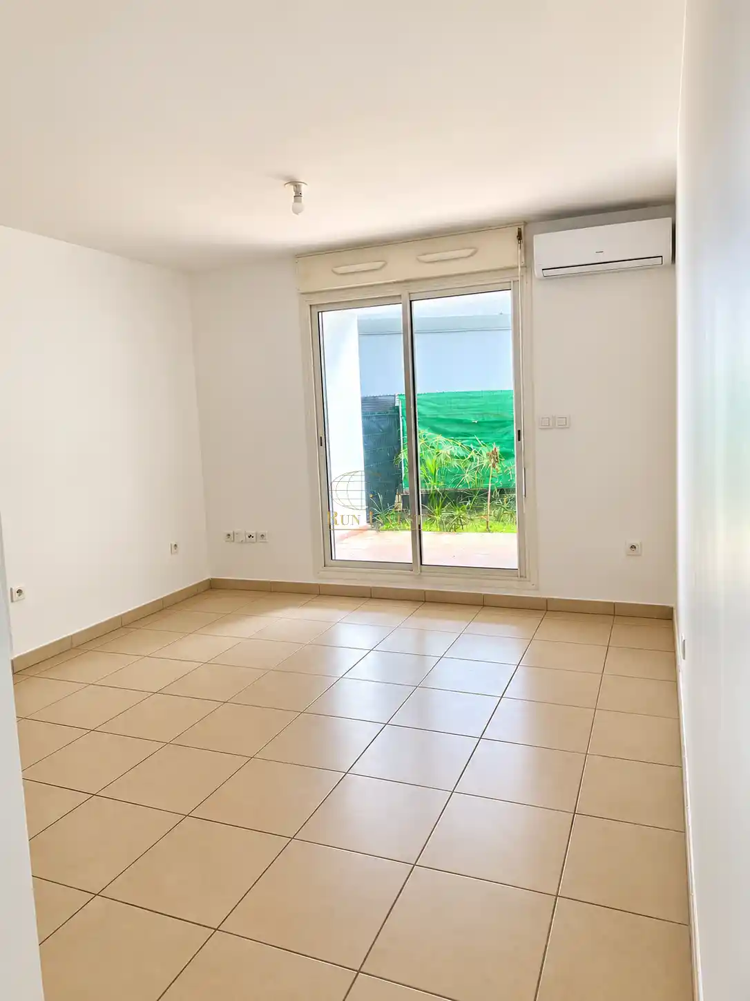 Photo 2 - Appartement à vendre - Ancien 69 000 € 1 pièces 20.39 m² Saint-Denis 97400