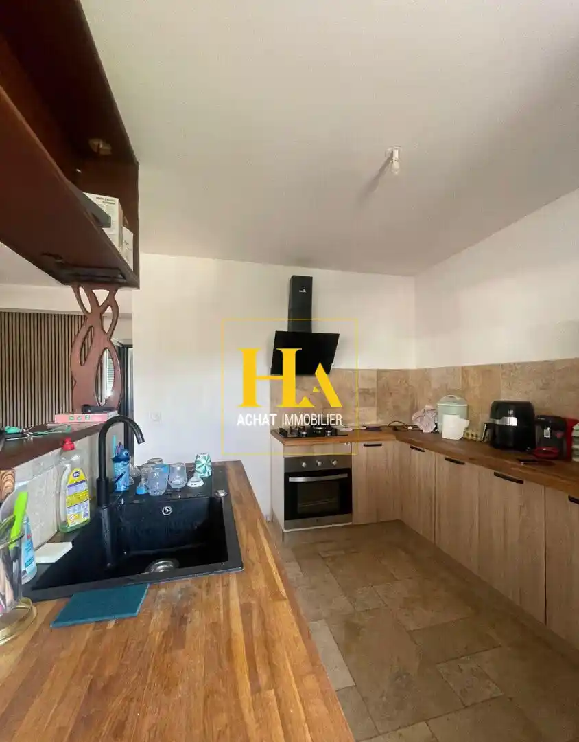 Photo 3 - Appartement à vendre - Ancien 238 000 € 3 pièces 2 chambres 70 m² Saint-Pierre 97432