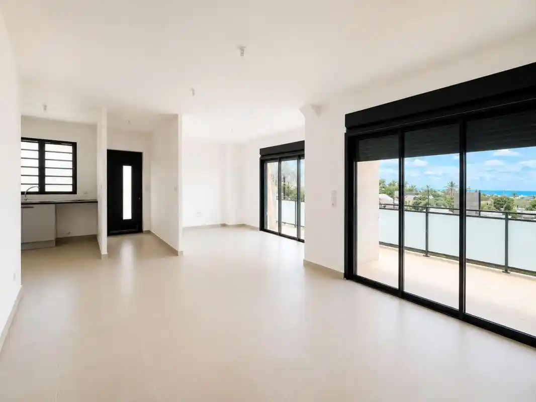 Photo 2 - Maison à louer - Ancien 1 580 € 4 pièces 3 chambres 75.98 m² Saint-Pierre 97410