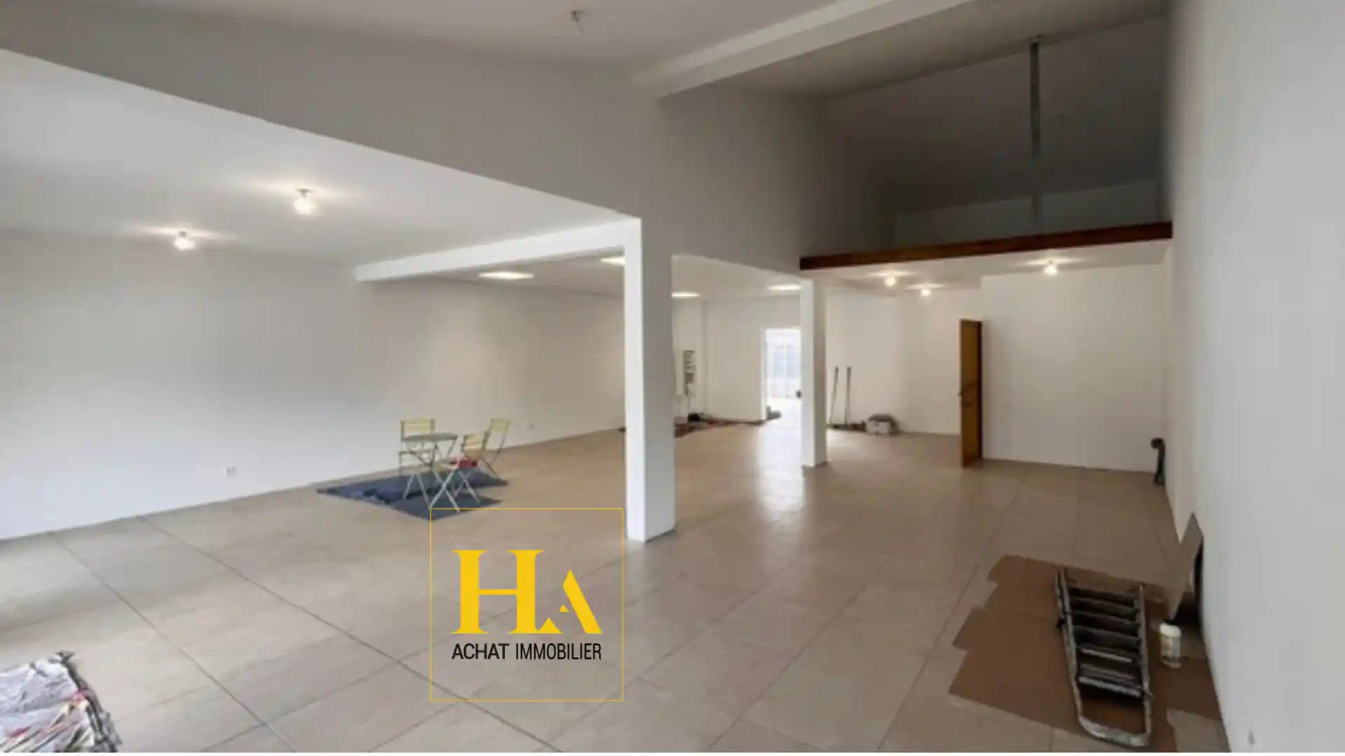 Photo 2 - Immeuble à vendre - Ancien 495 000 € 5 chambres 231 m² Salazie 97433