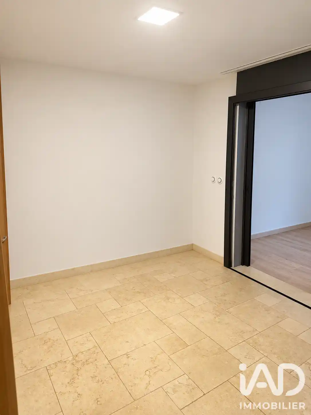 Photo 3 - Maison à louer - Ancien 1 990 € 6 pièces 4 chambres 91 m² Saint-Paul Fleurimont 97460