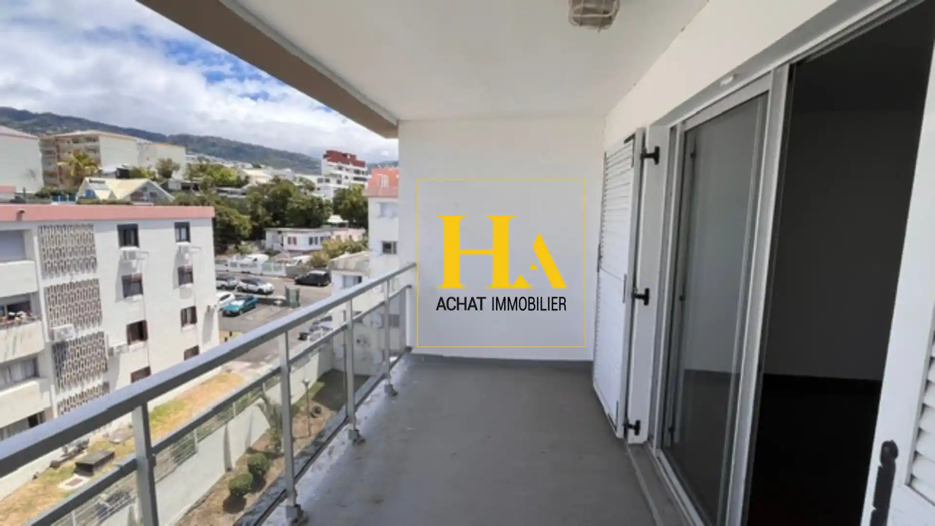 Photo 2 - Appartement à vendre - Ancien 239 000 € 5 pièces 4 chambres 112,66 m² Saint-Denis Sainte-clotilde 97490