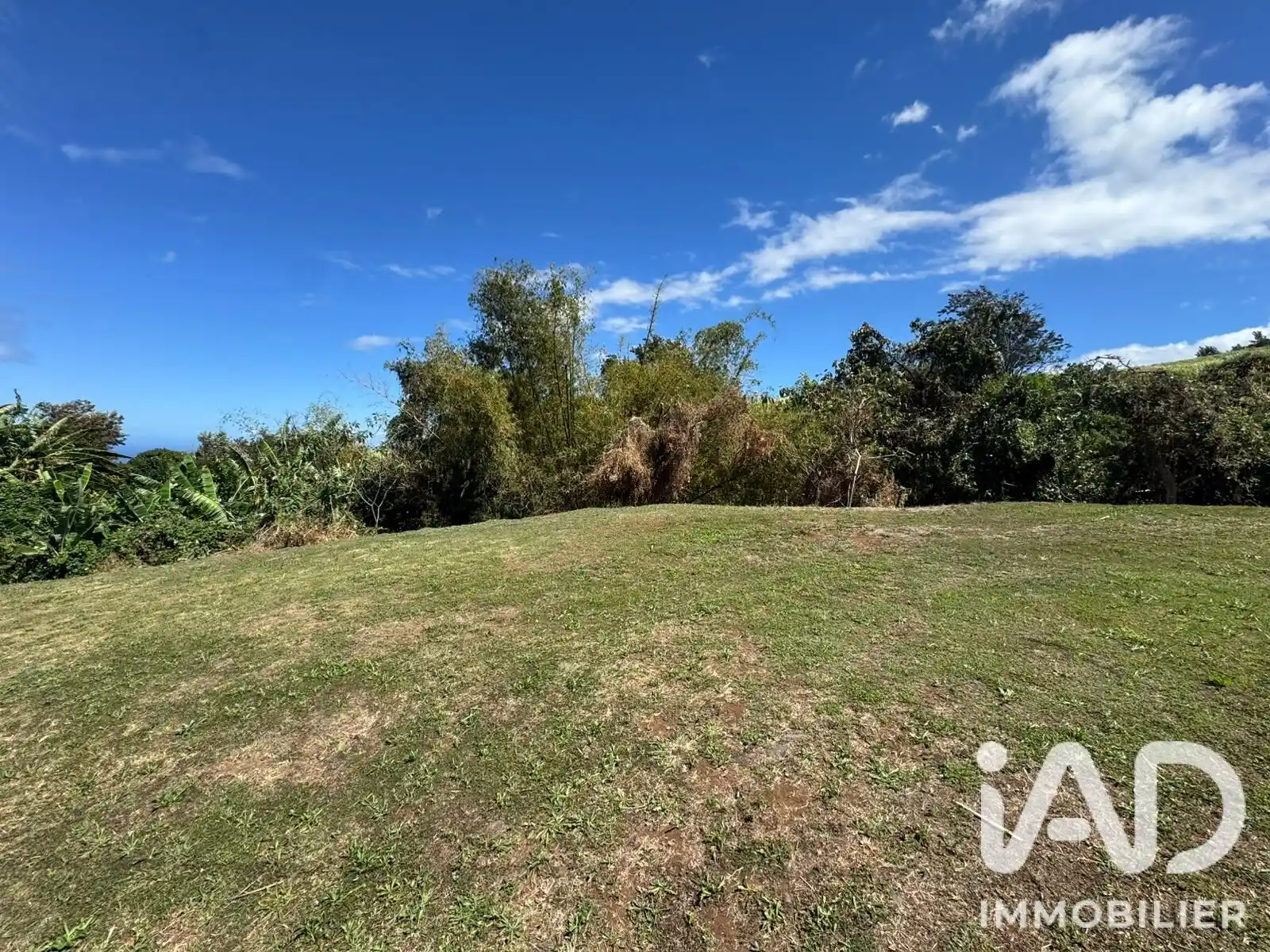 Photo 1 - Terrain à vendre 127 000 € 739 m² Saint-Pierre Mont Vert les Bas 97410