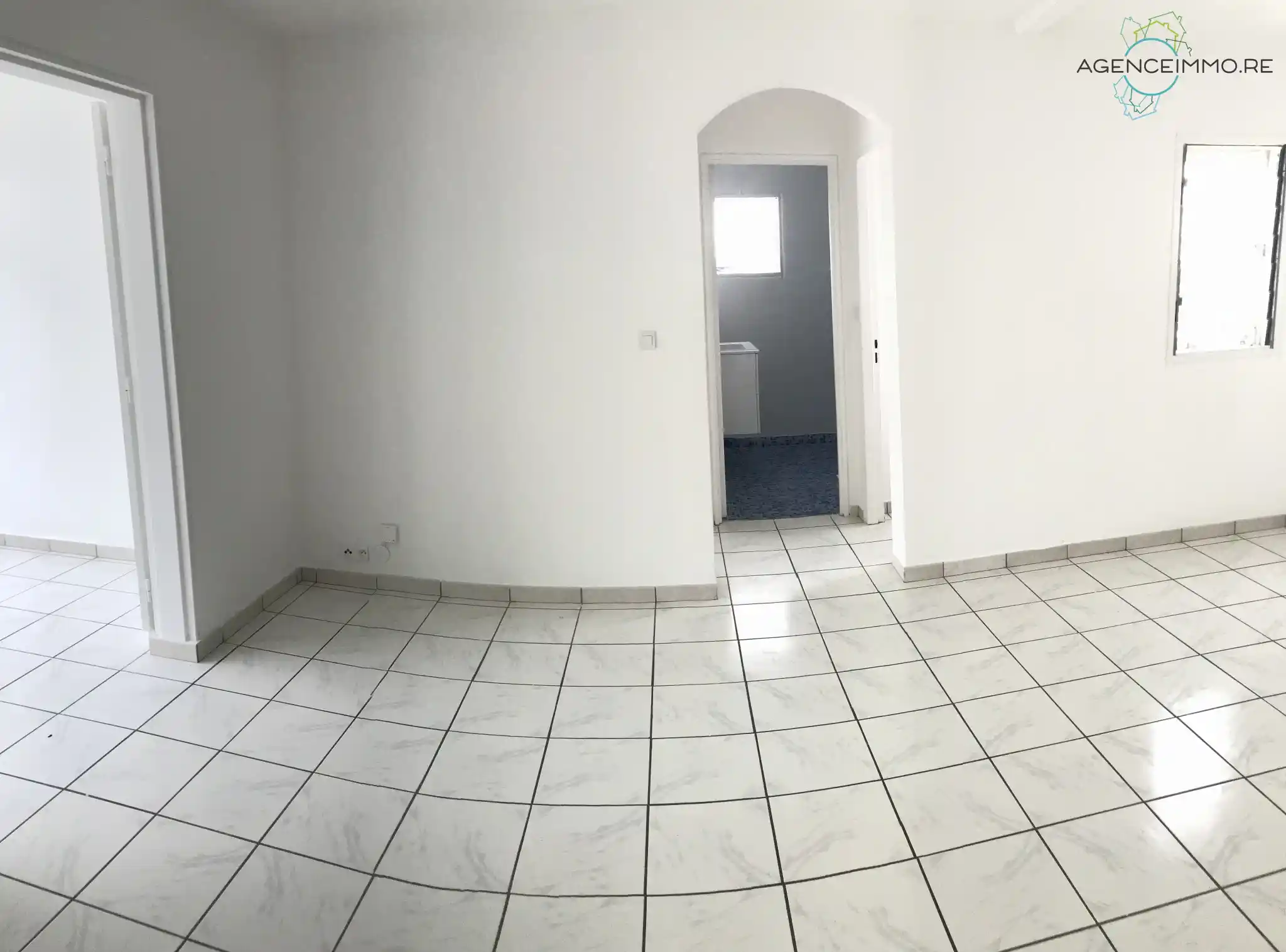 Photo 4 - Appartement à vendre - Ancien 135 000 € 2 pièces 55,02 m² La Possession 97419