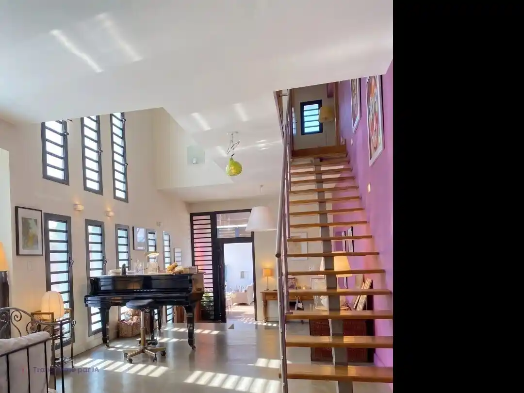 Photo 1 - Maison à vendre - Ancien 894 400 € 7 pièces 4 chambres 202 m² Saint-Denis 97400