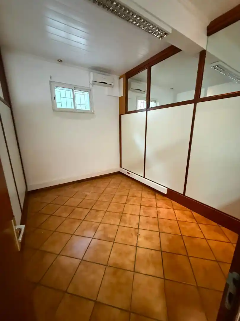 Photo 4 - Maison à vendre - Ancien 745 000 € 342 m² Saint-Denis 97400