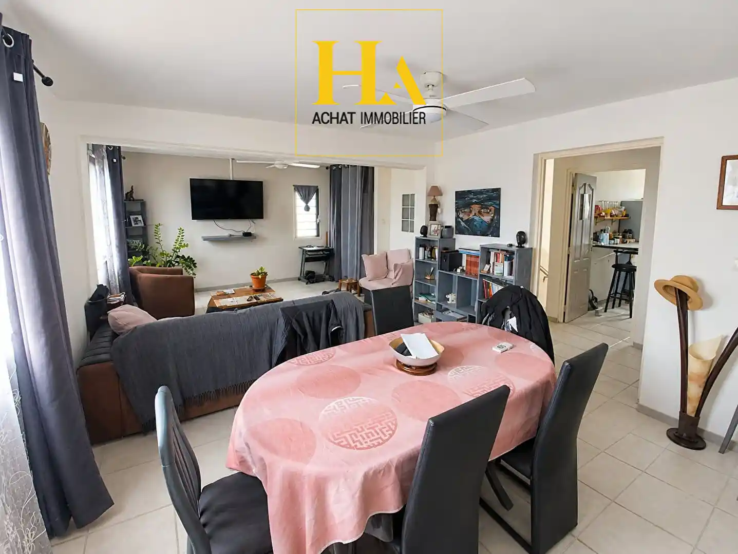 Photo 2 - Maison à vendre - Ancien 299 600 € 7 pièces 5 chambres 165 m² Saint-Benoît 97470