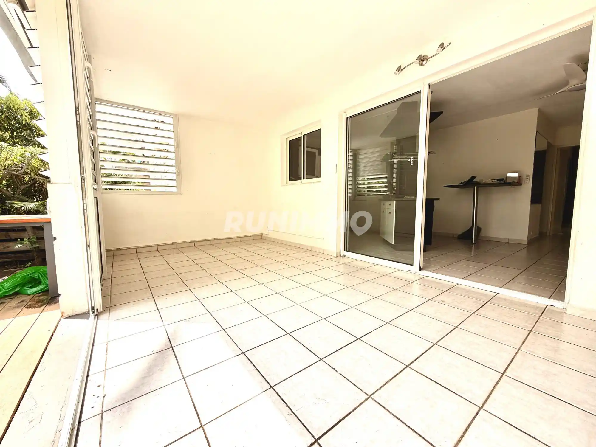 Photo 3 - Appartement à vendre - Ancien 412 000 € 3 pièces 2 chambres 81,6 m² Saint-Paul Saint-Gilles les Bains 97434